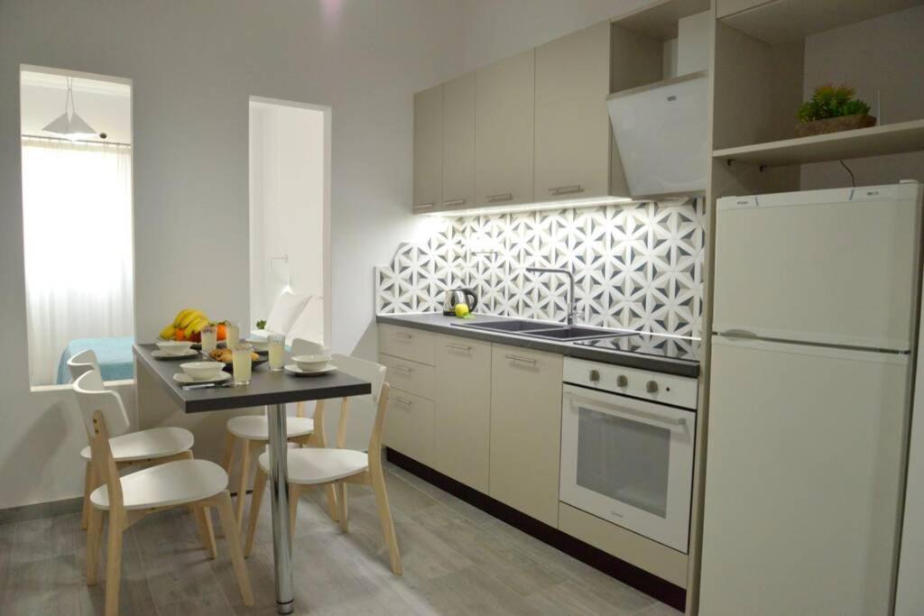 Alisahni Apartment Adamantas  Buitenkant foto