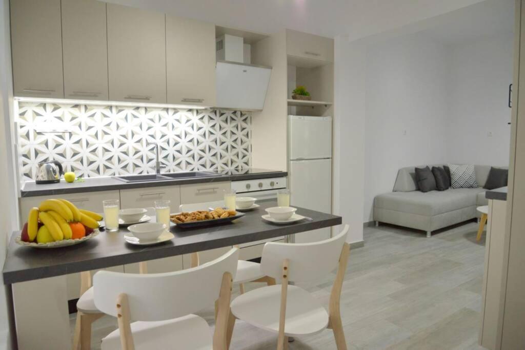 Alisahni Apartment Adamantas  Buitenkant foto