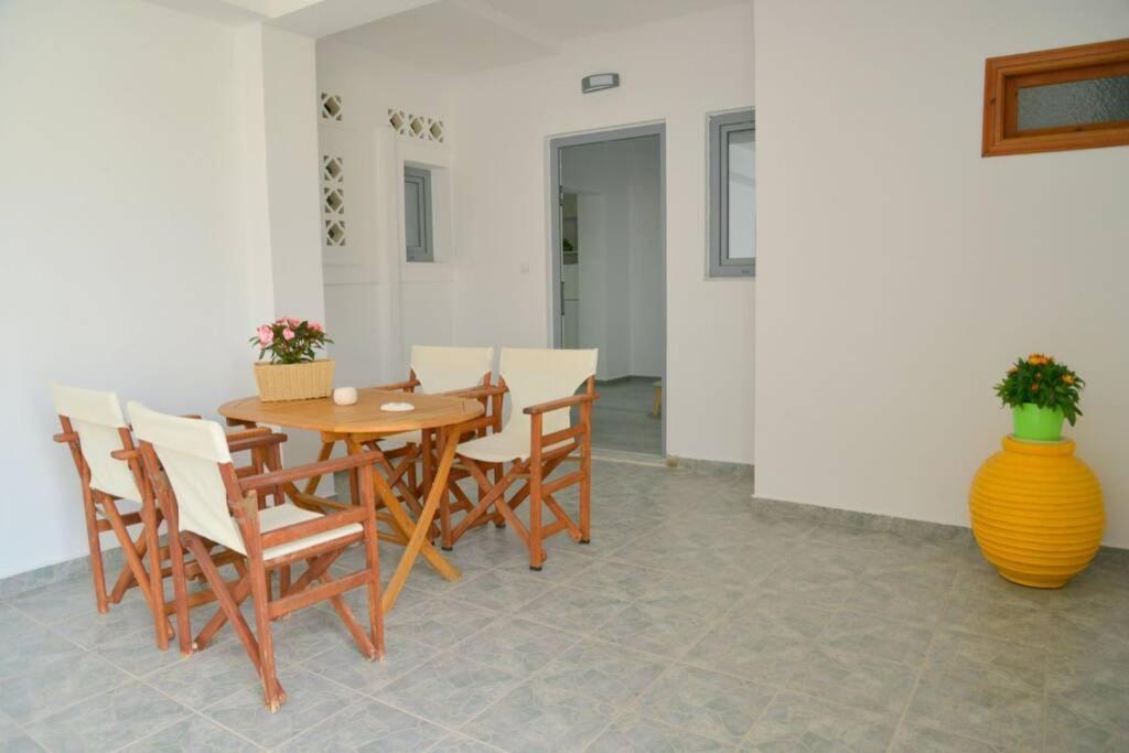 Alisahni Apartment Adamantas  Buitenkant foto